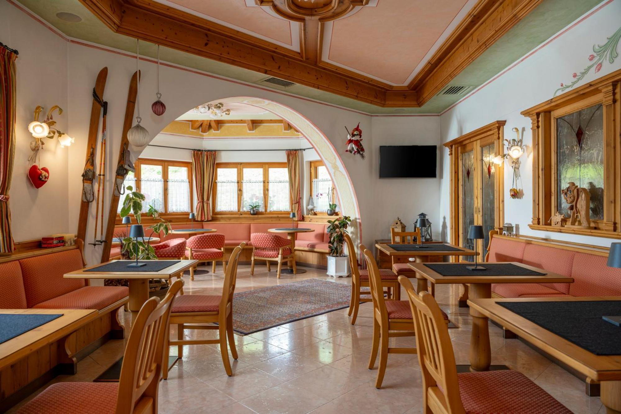 Hotel La Maison Wellness & Spa Аллеге Экстерьер фото